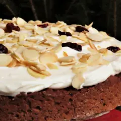 Proste ciasto z bananami i daktylami bez cukru: najlepszy przepis fit