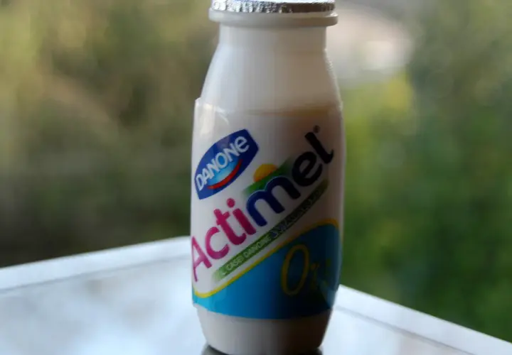 Czy actimel jest zdrowy: Poznaj prawdę o probiotycznym napoju i jego wpływ