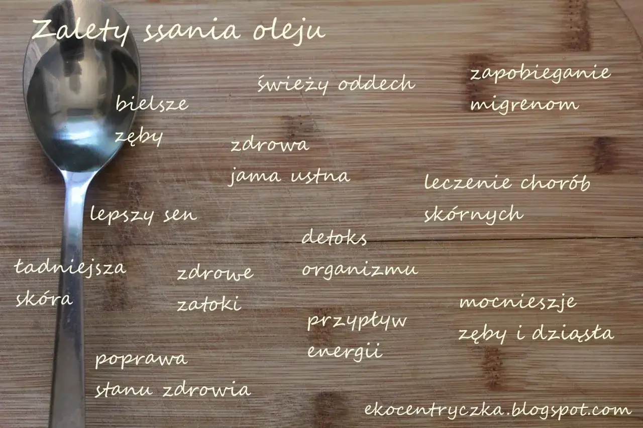 Zalety ssania oleju słonecznikowego: bielsze zęby, świeży oddech, lepszy sen, zdrowsza jama ustna, detoks, zdrowsze zatoki, przypływ energii, zapobieganie migrenom, leczenie chorób skórnych, mocniejsze zęby i dziąsła.