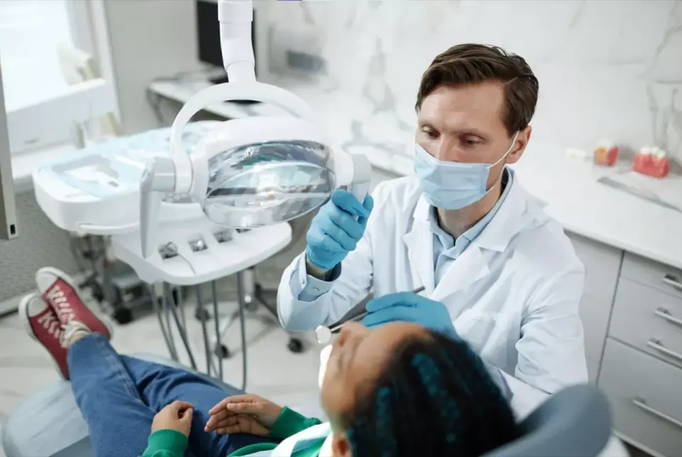 Gdzie do dentysty w Olsztynie? Ranking 2026